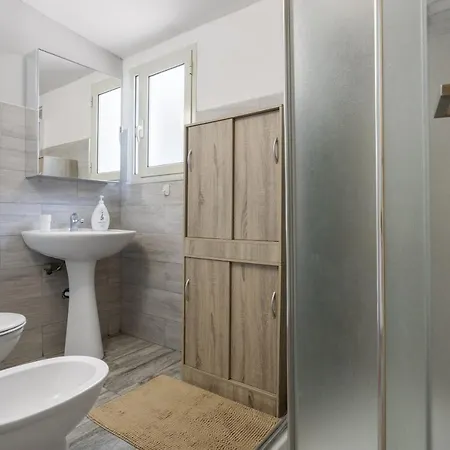 Apartmán Letizia House *